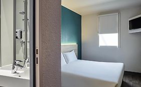 hotelF1 Genève Aéroport Ferney